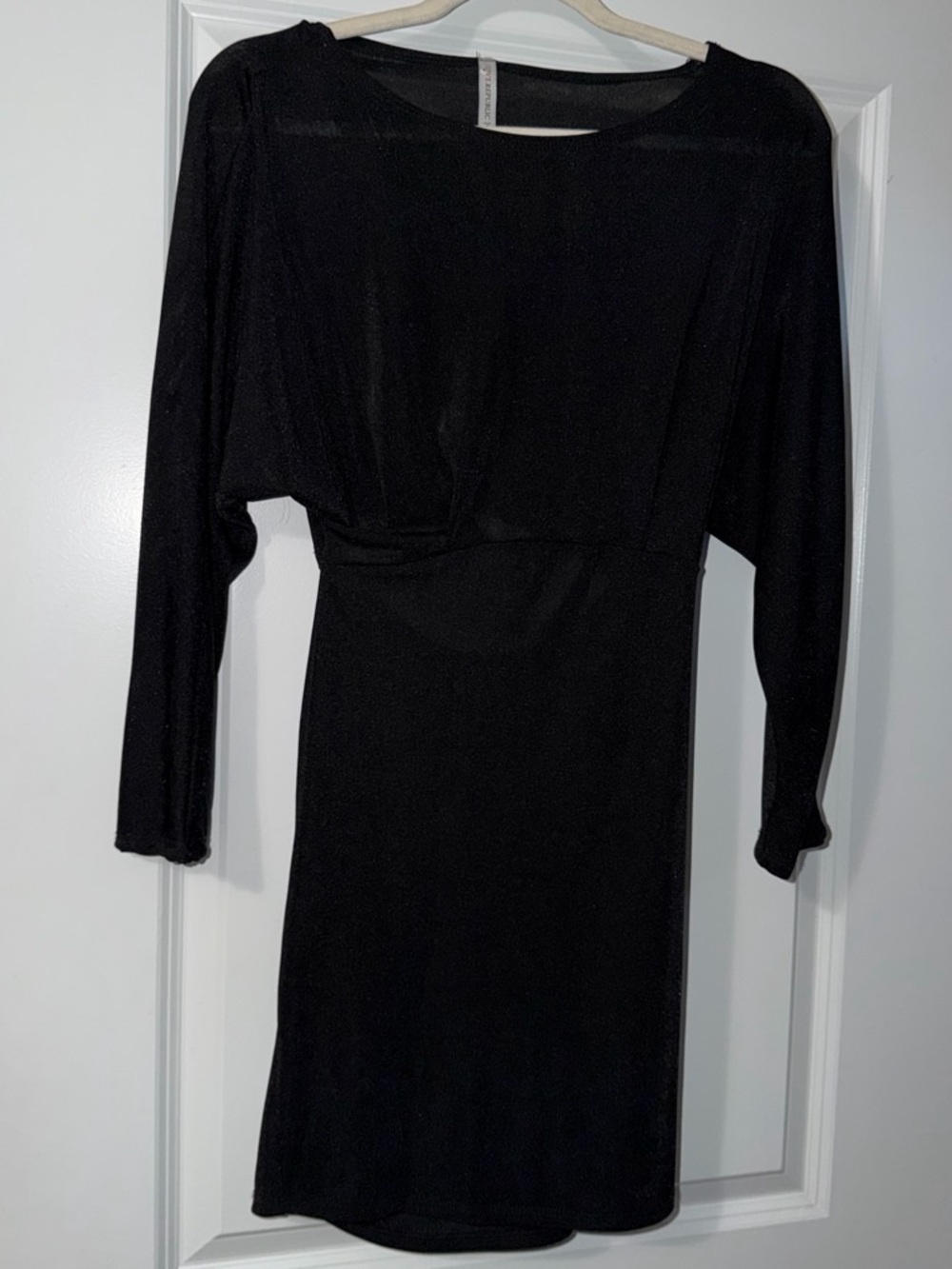Black Long-Sleeve Mini Dress - Classic Evening Style